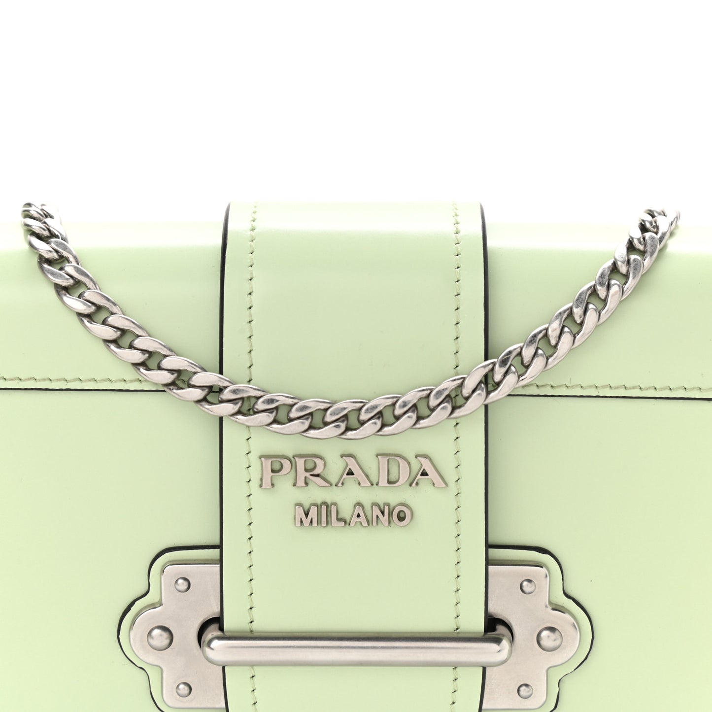 Spazzolato Soft Calf Cahier Chain Wristlet Acqua