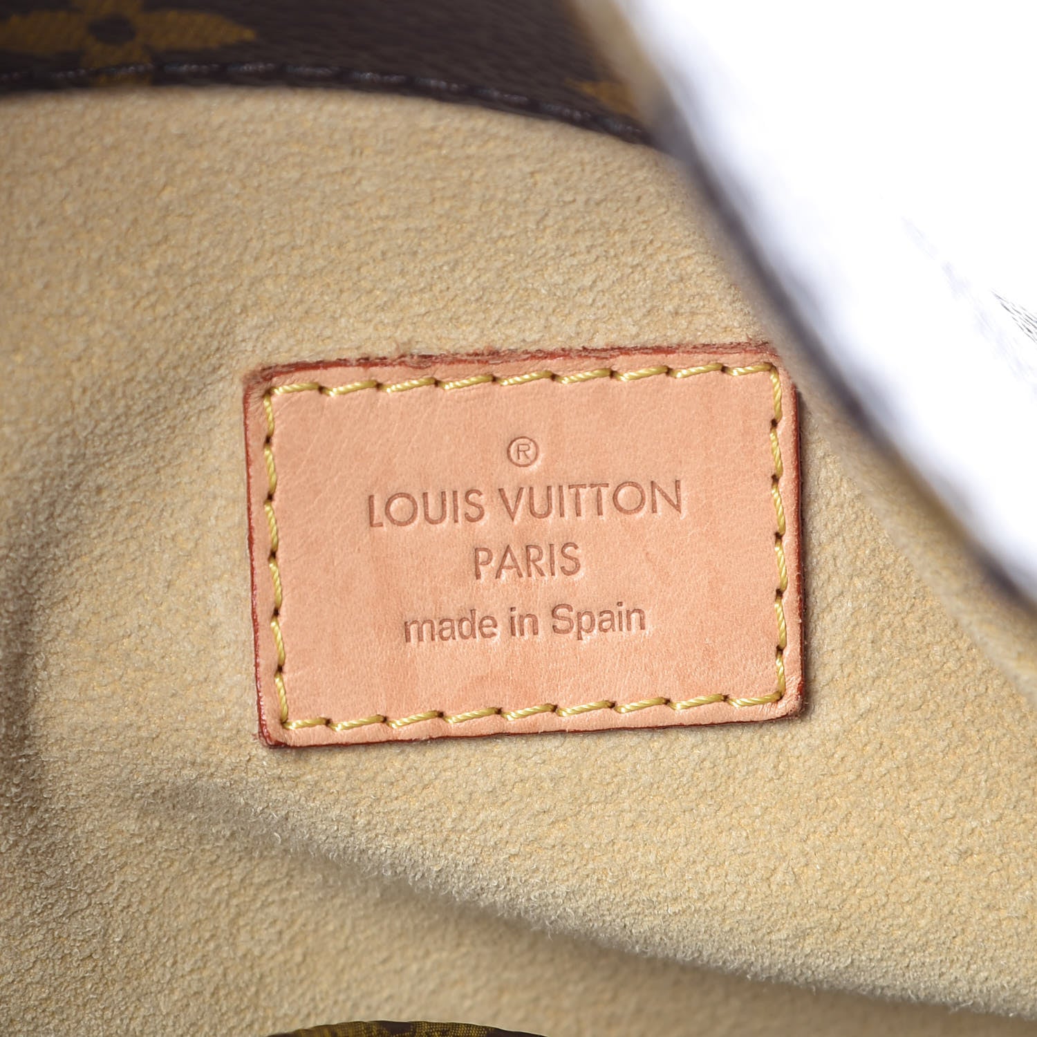 Louis Vuitton Monogram Artsy MM 6 of 14