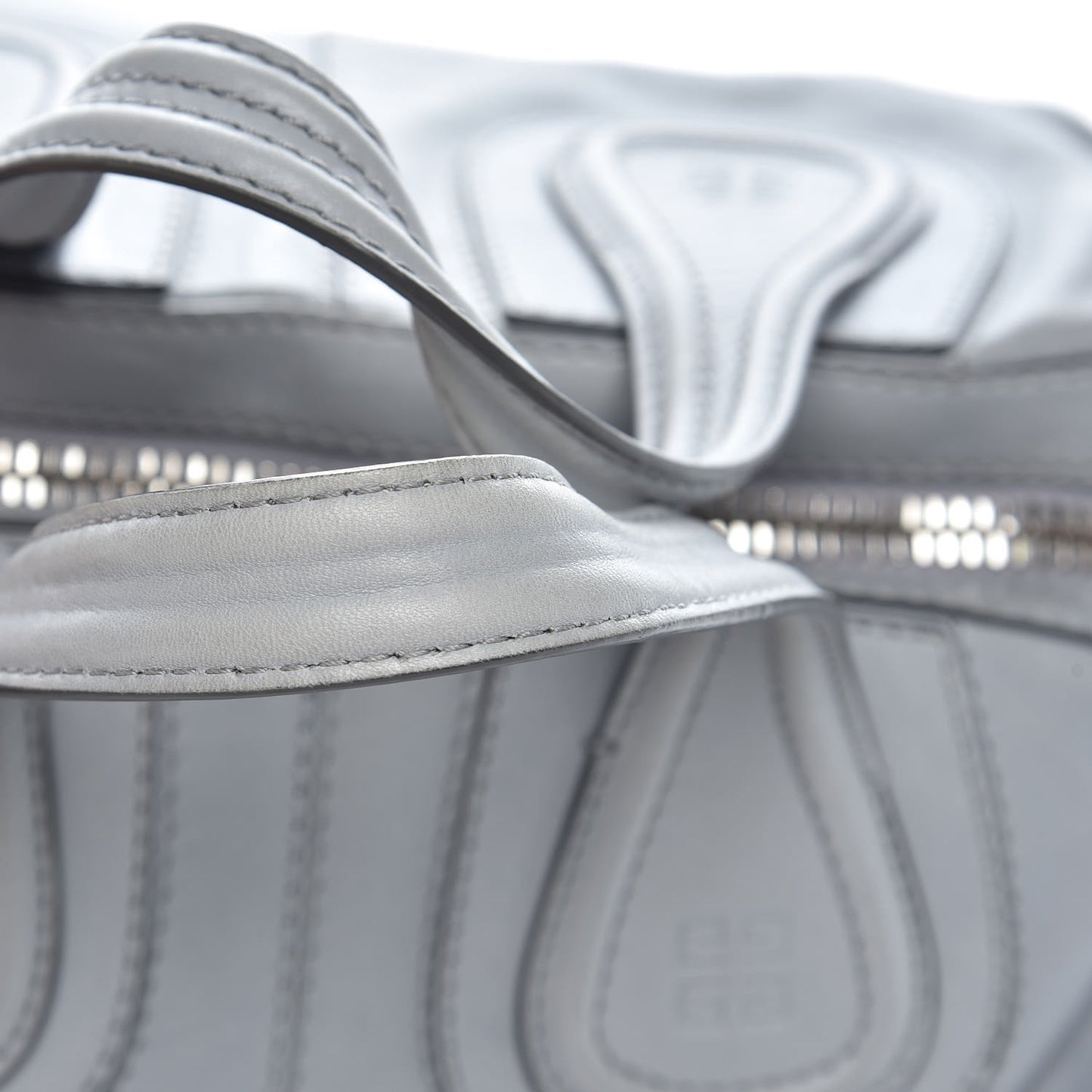 Lambskin Medium Nightingale Pearl Grey