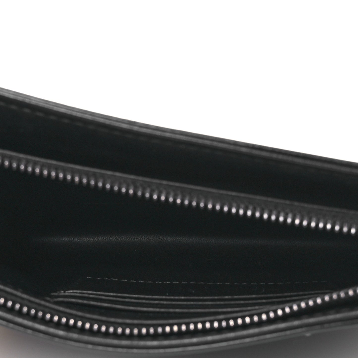 Calfskin Macrocannage Diamond Caro Zipped Pouch With Chain Black