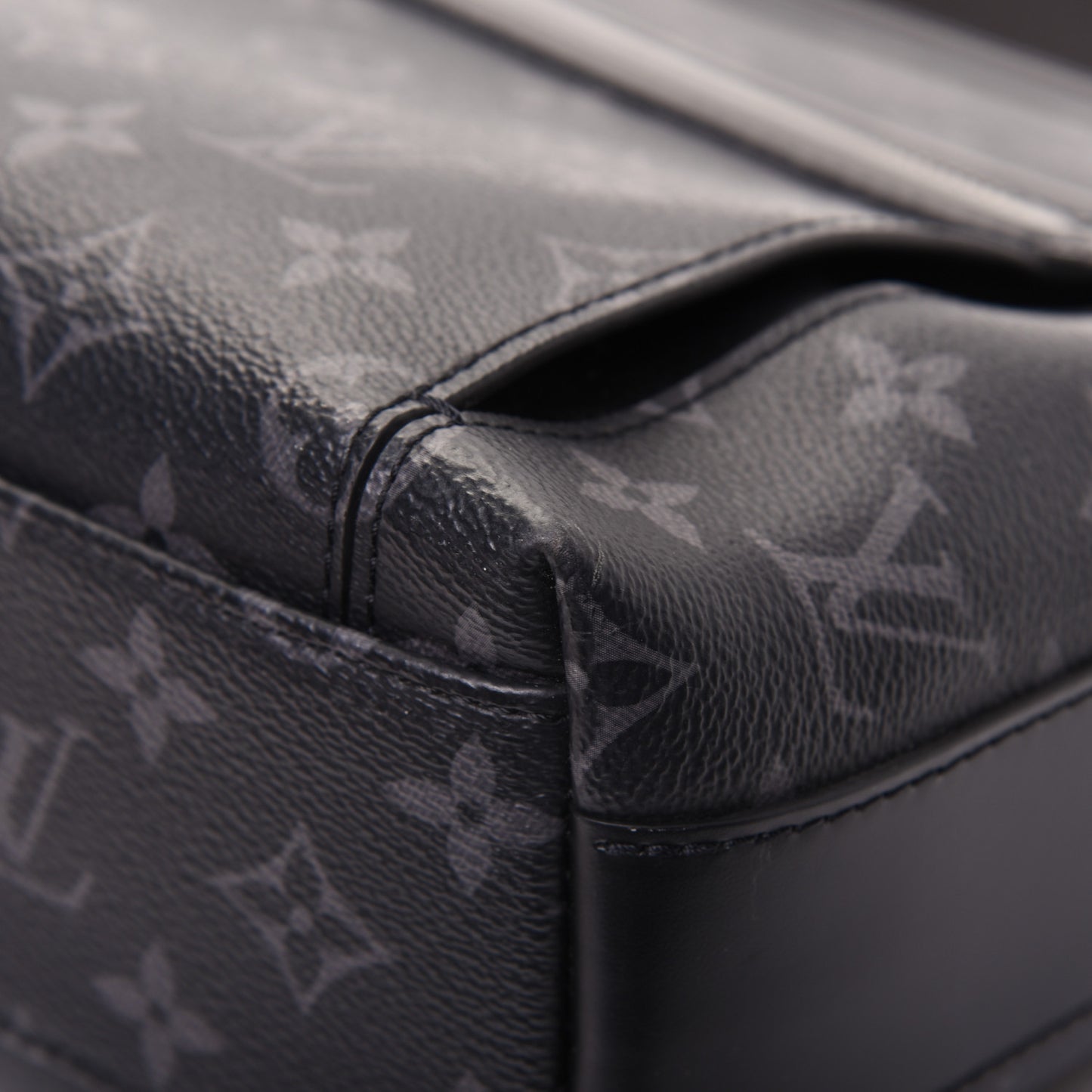 Monogram Eclipse Odyssey Messenger PM