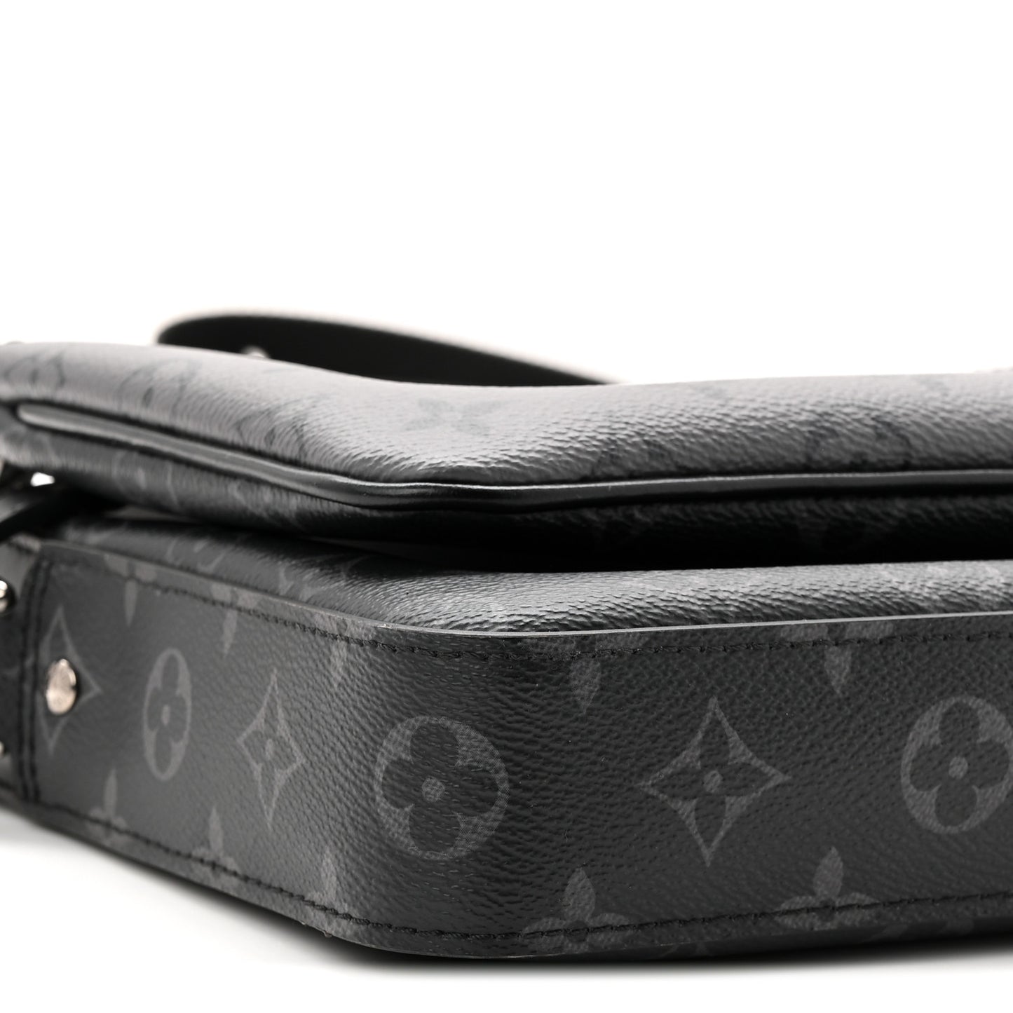 Reverse Monogram Eclipse Trio Messenger
