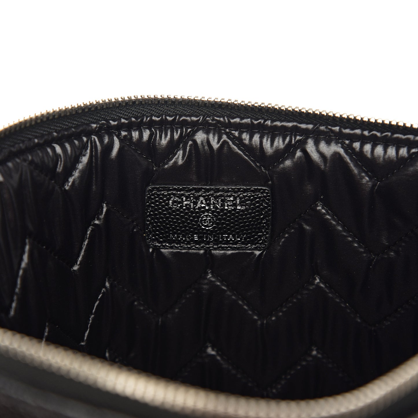 Caviar Chevron Quilted Medium Cosmetic Case Black