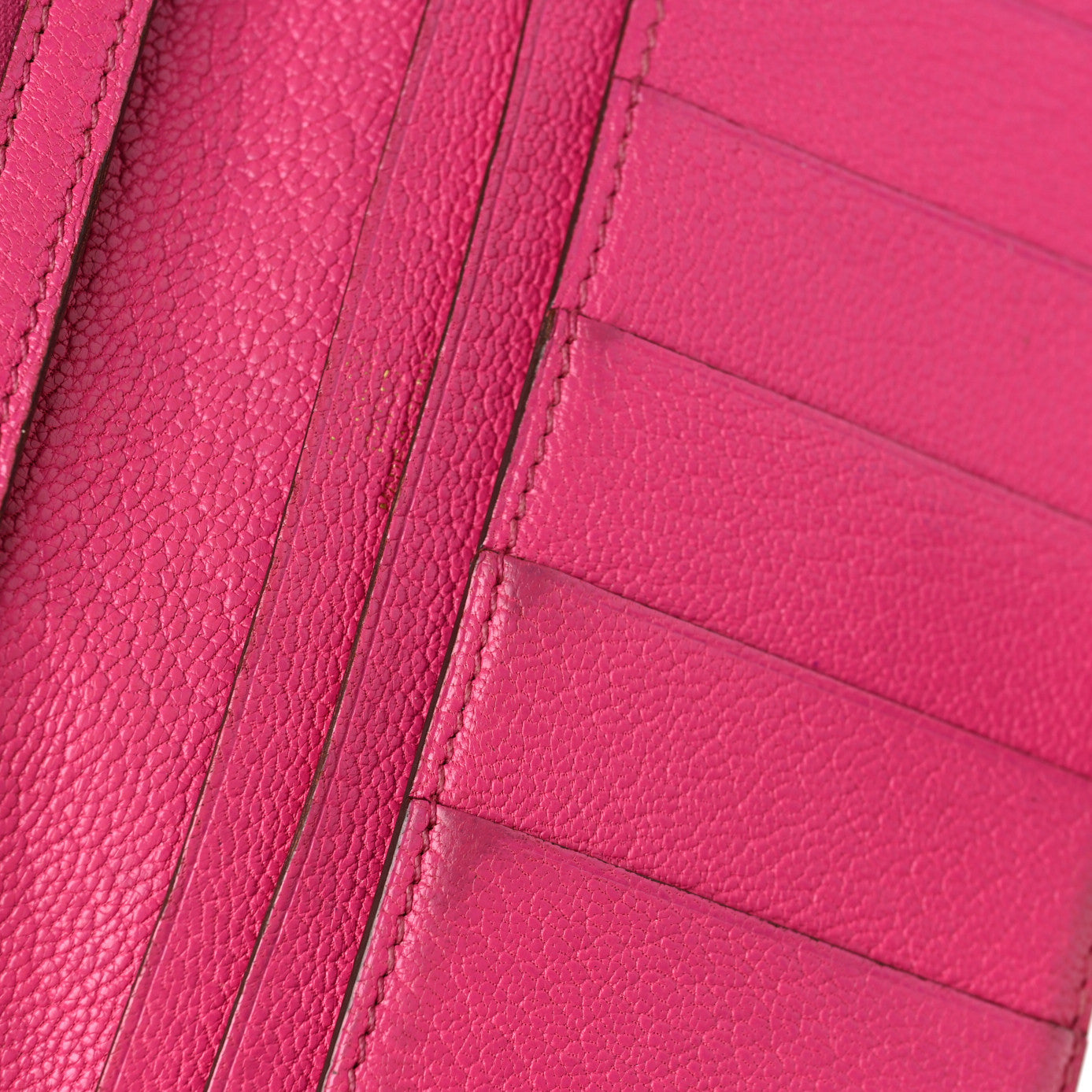 Chevre Mysore Bearn Gusset Wallet Rose Shocking