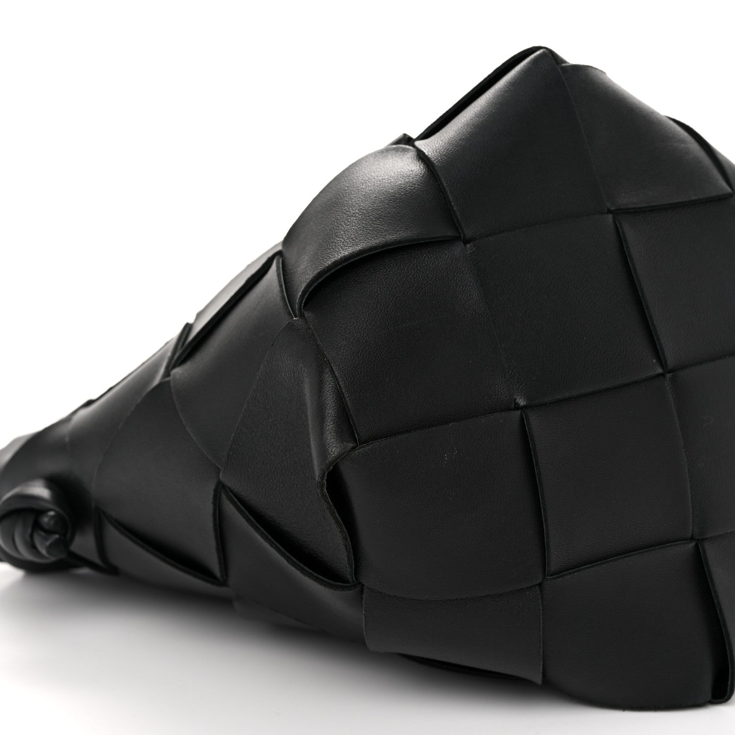Bottega Veneta Nappa Maxi Intrecciato Clasp Bucket Bag Black 8 of 10