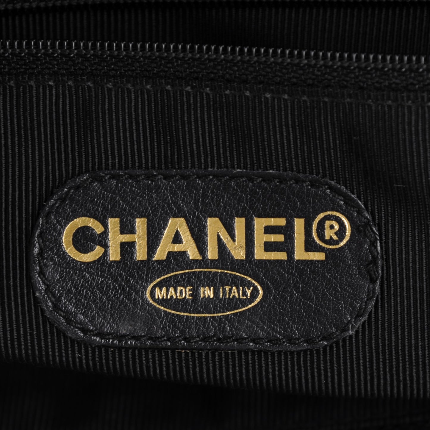 Caviar Shoulder Bag Black