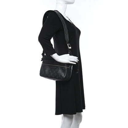 Louis Vuitton Taiga Monogram Outdoor Bumbag Black 2 of 10