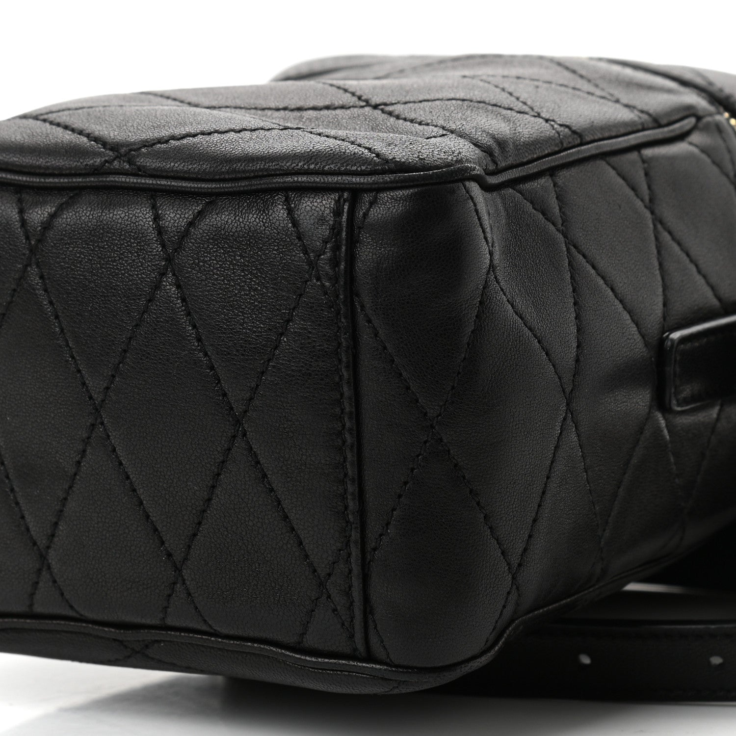Saint Laurent Lambskin Quilted Vanity Bag Black 10 of 10
