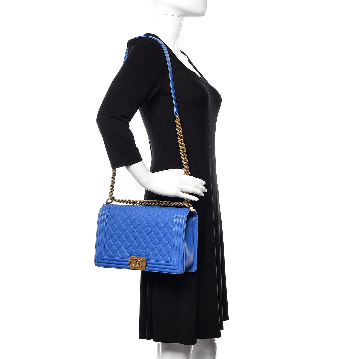 Lambskin Quilted New Medium Boy Flap Blue