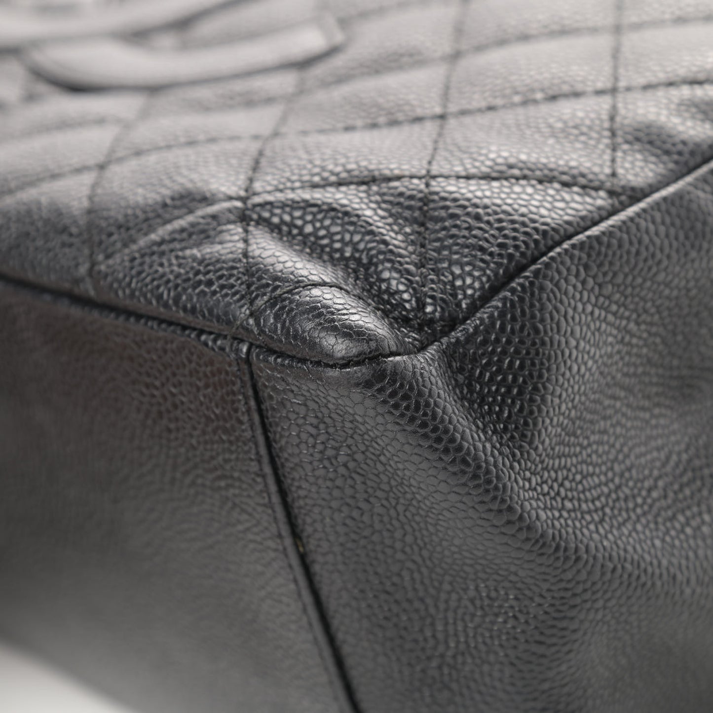 Caviar Quilted Grand Shopping Tote GST Black