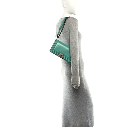Chanel Glazed Calfskin Medium Boy Flap Green 2 of 13