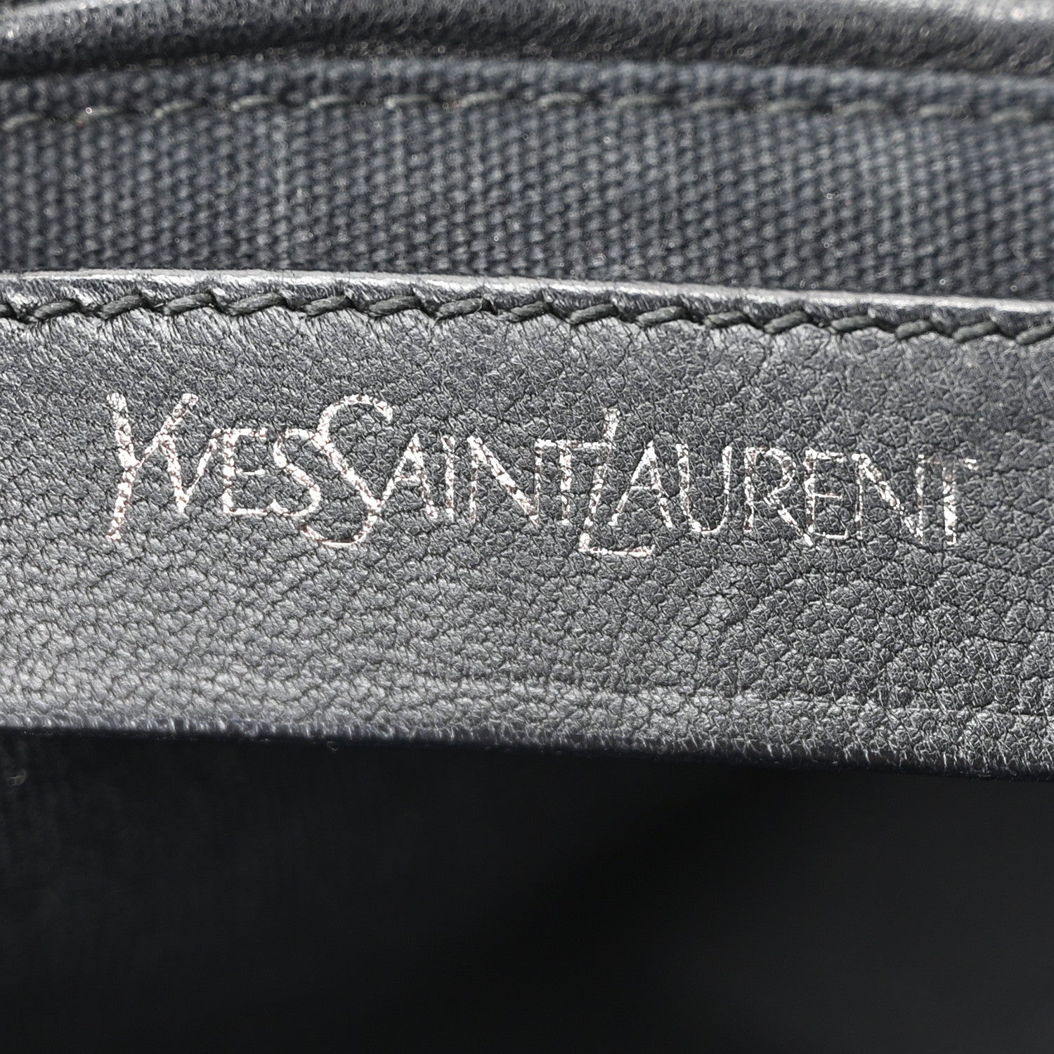 Saint Laurent Pebbled Lambskin Medium Easy Sac Black 6 of 11