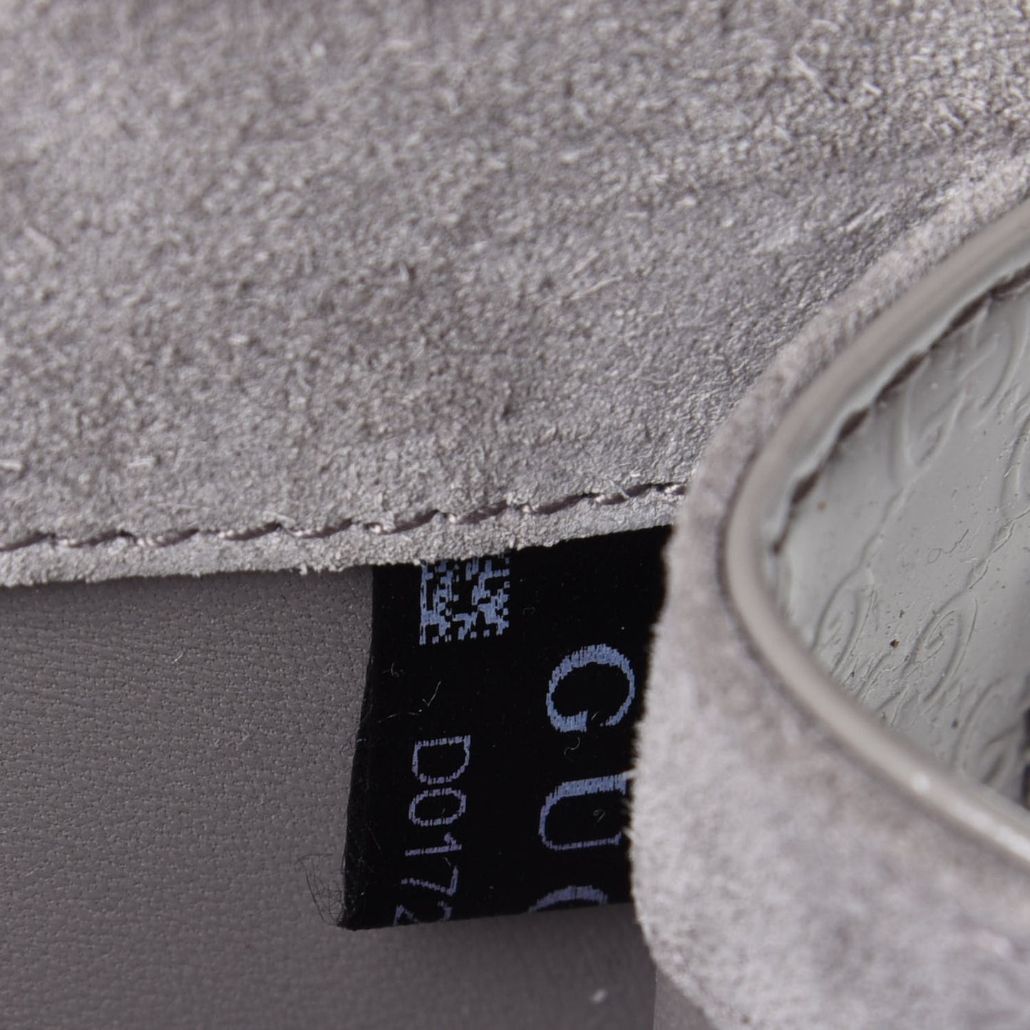 Patent Microguccissima Small Broadway Clutch Grey