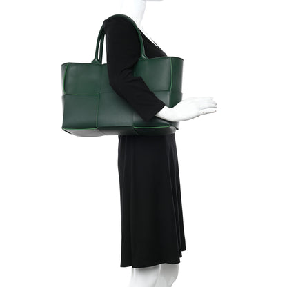 Bottega Veneta Calfskin Maxi Intrecciato Medium Arco Tote Raintree 2 of 11