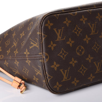 Louis Vuitton Monogram Neverfull MM 8 of 12
