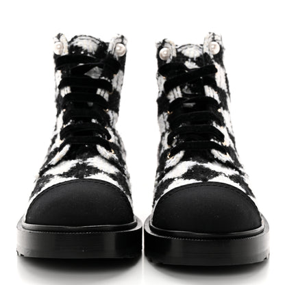 Chanel Tweed Grosgrain Pearl Combat Short Boots 40.5 White Black 2 of 13
