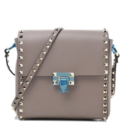 Valentino Garavani Pebbled Calfskin Rockstud Flip Lock Flap Messenger Poudre 1 of 9