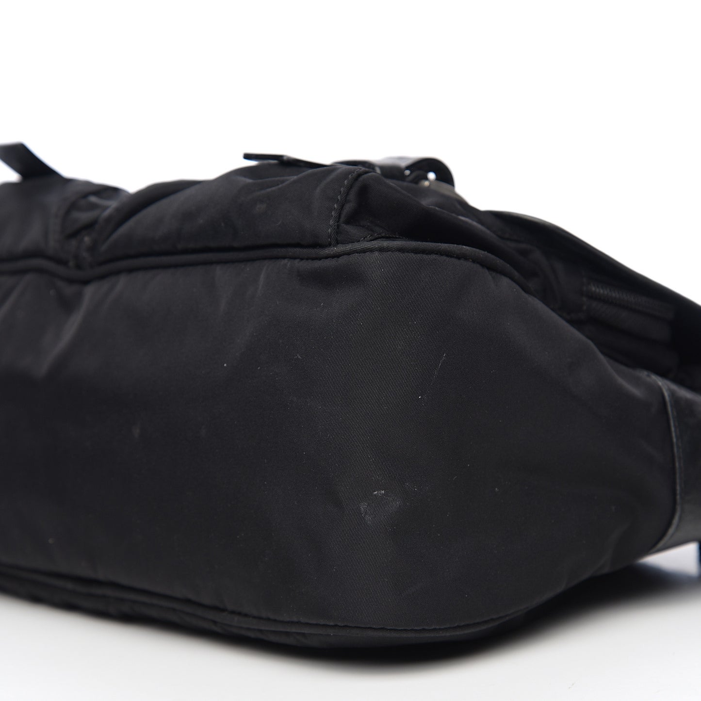 Nylon Vela Messenger Bag Black