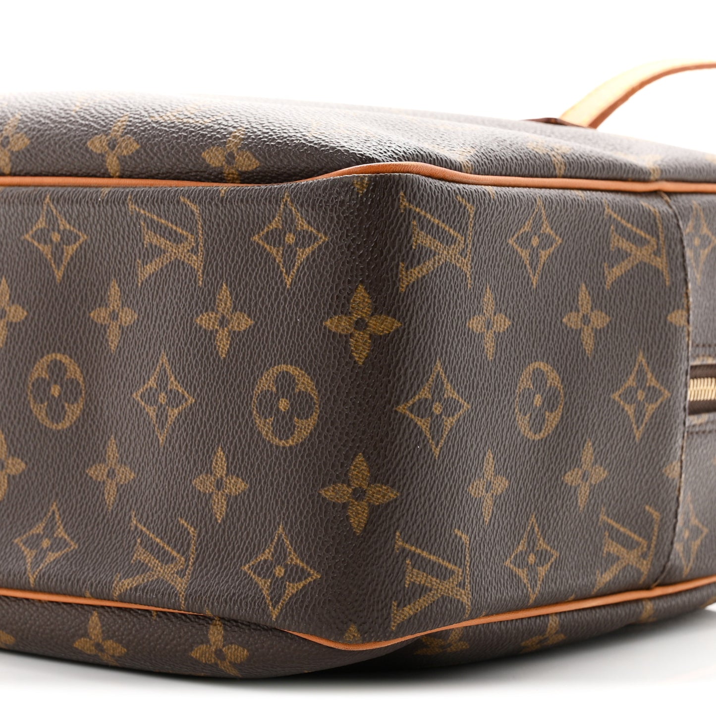 Monogram Cite GM