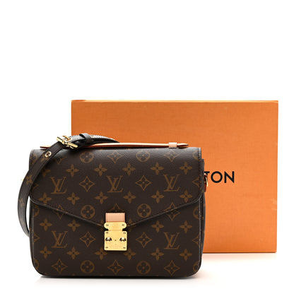 Louis Vuitton Monogram Pochette Metis 11 of 11