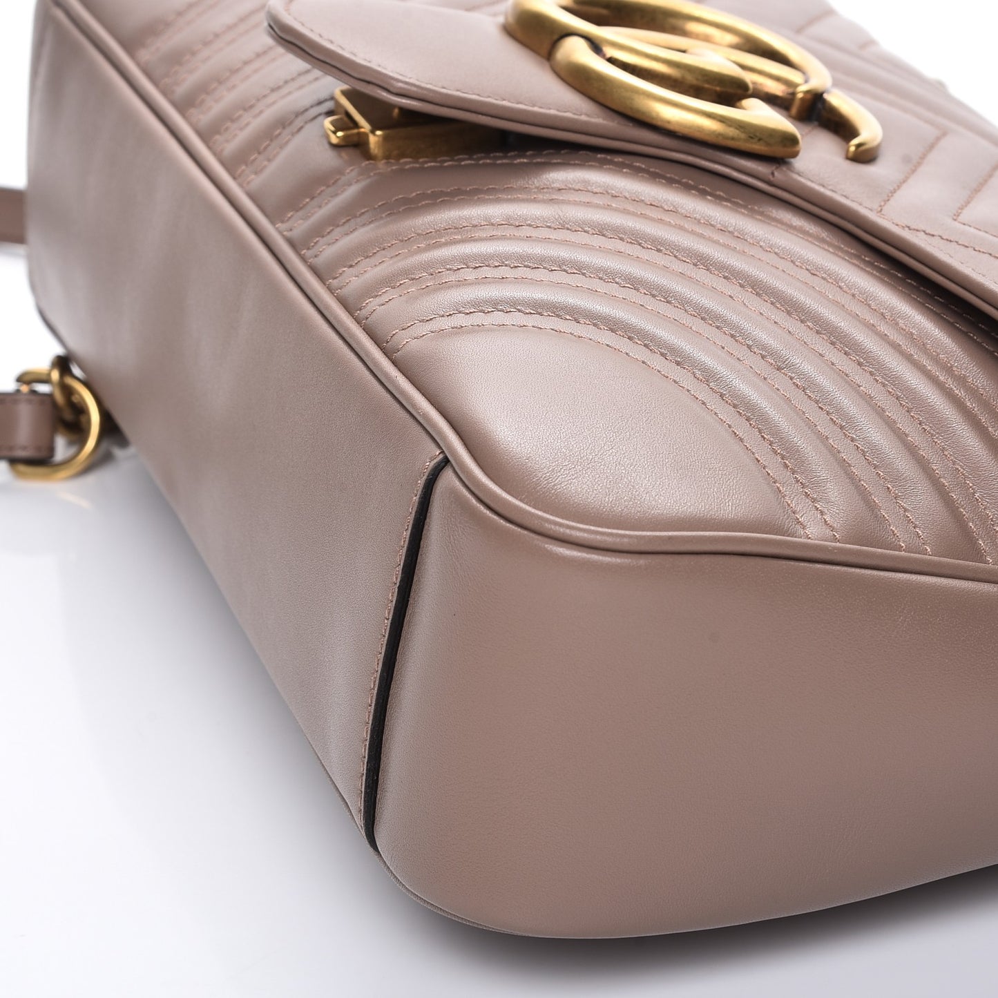 Calfskin Matelasse Medium GG Marmont Shoulder Bag Porcelain Rose
