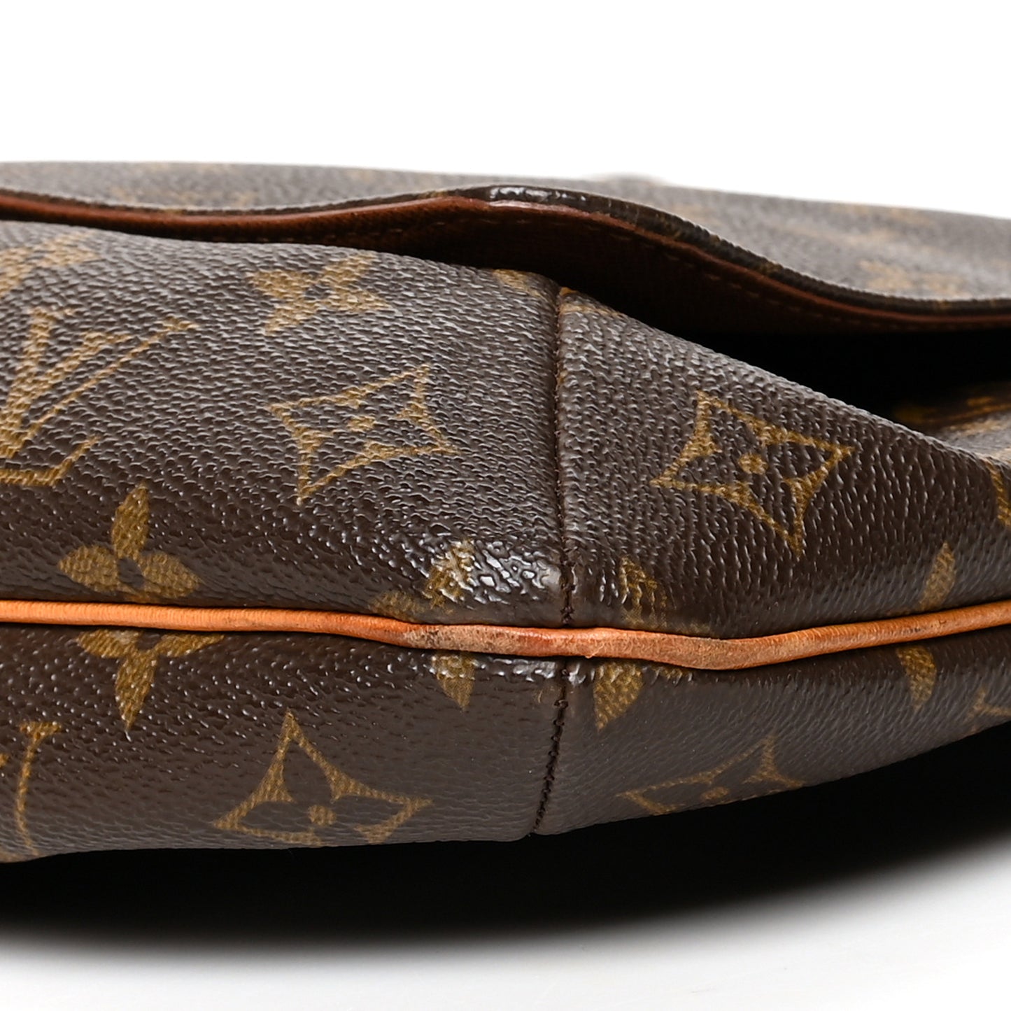 Monogram Musette GM