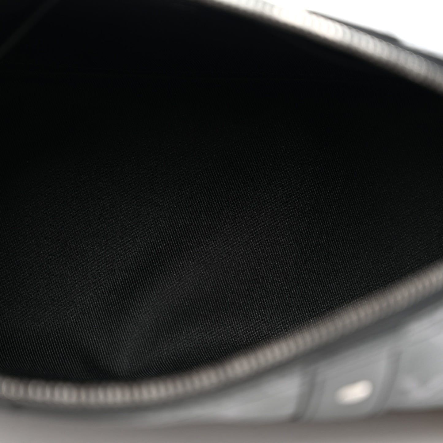 Reverse Monogram Eclipse City Keepall