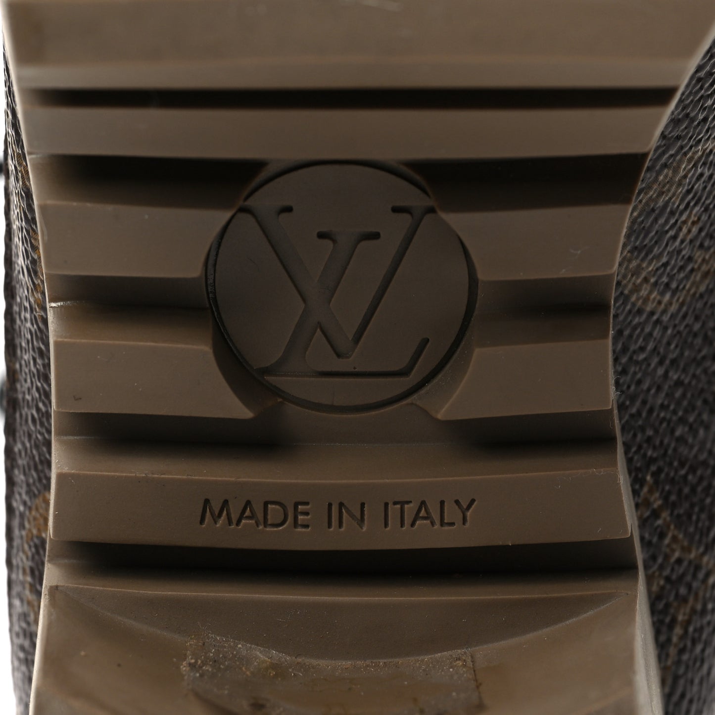 Suede Calfskin Monogram Laureate Platform Desert Boots 40 Taupe
