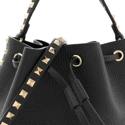 Valentino Garavani Grained Calfskin Rockstud Bucket Bag Black 7 of 10