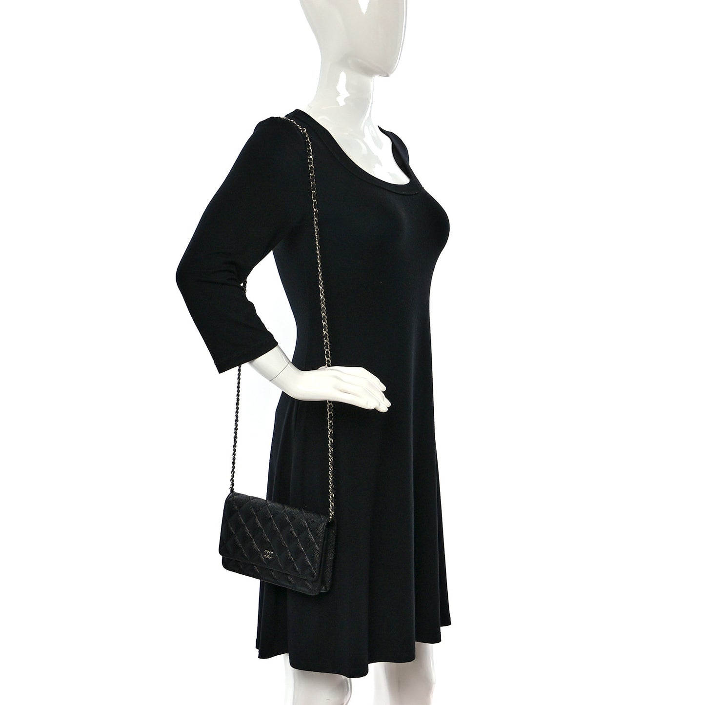 Caviar Quilted Wallet on Chain WOC Black