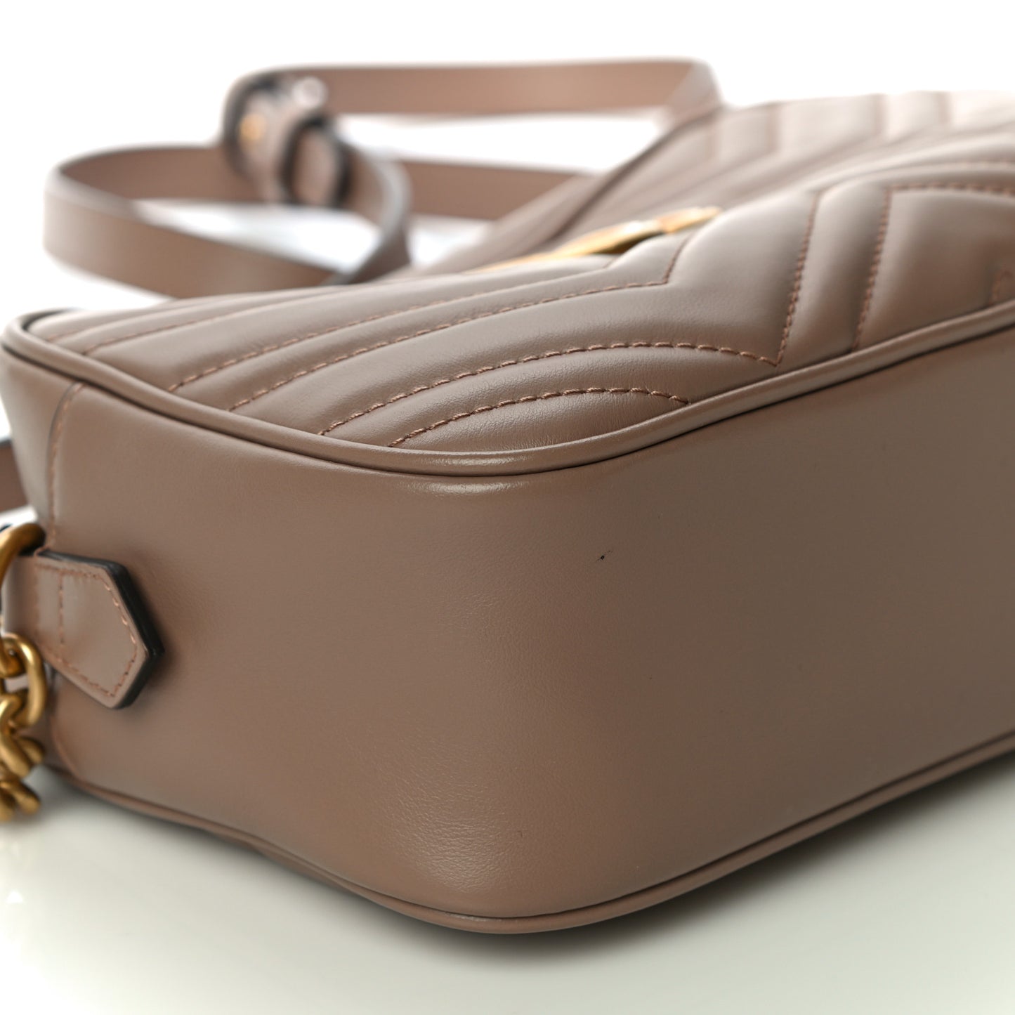 Calfskin Matelasse Small GG Marmont Chain Shoulder Bag Porcelain Rose