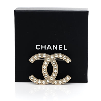 Chanel Pearl CC Brooch Gold 4 of 4