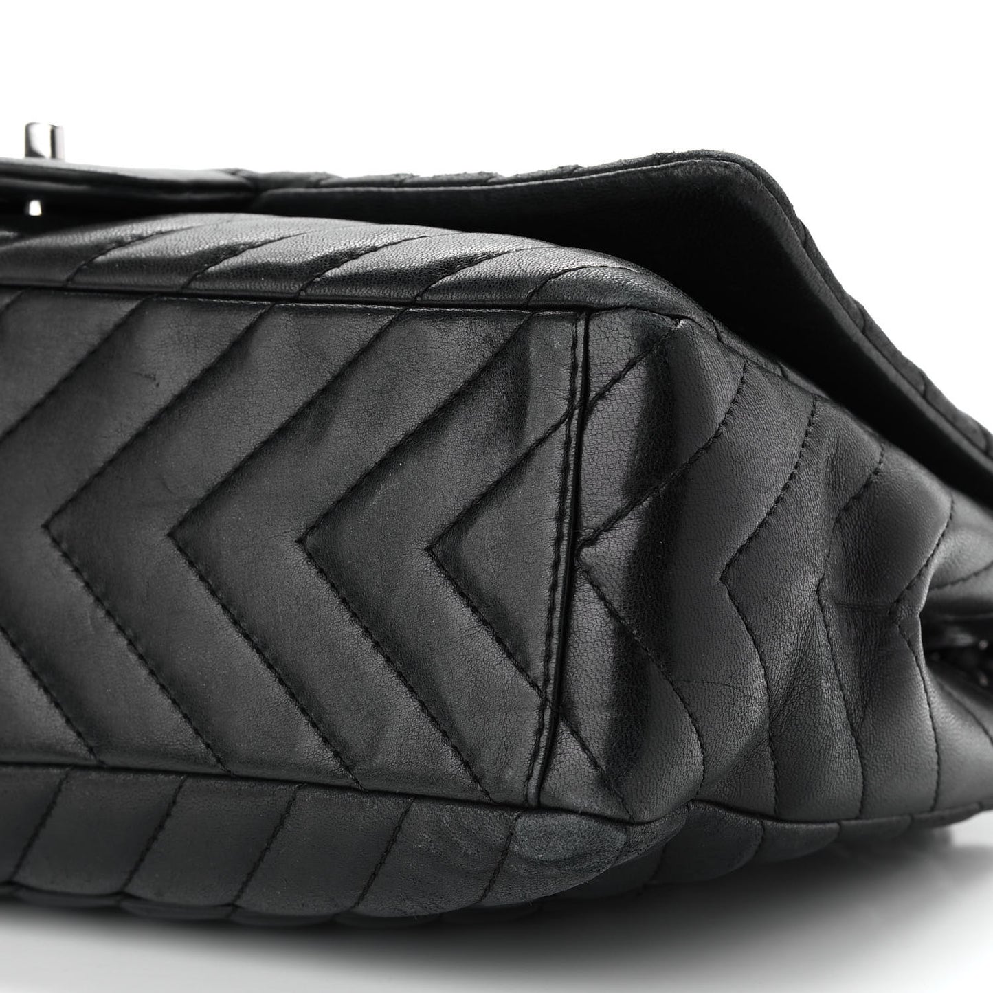 Lambskin Chevron Quilted Maxi Single Flap Black