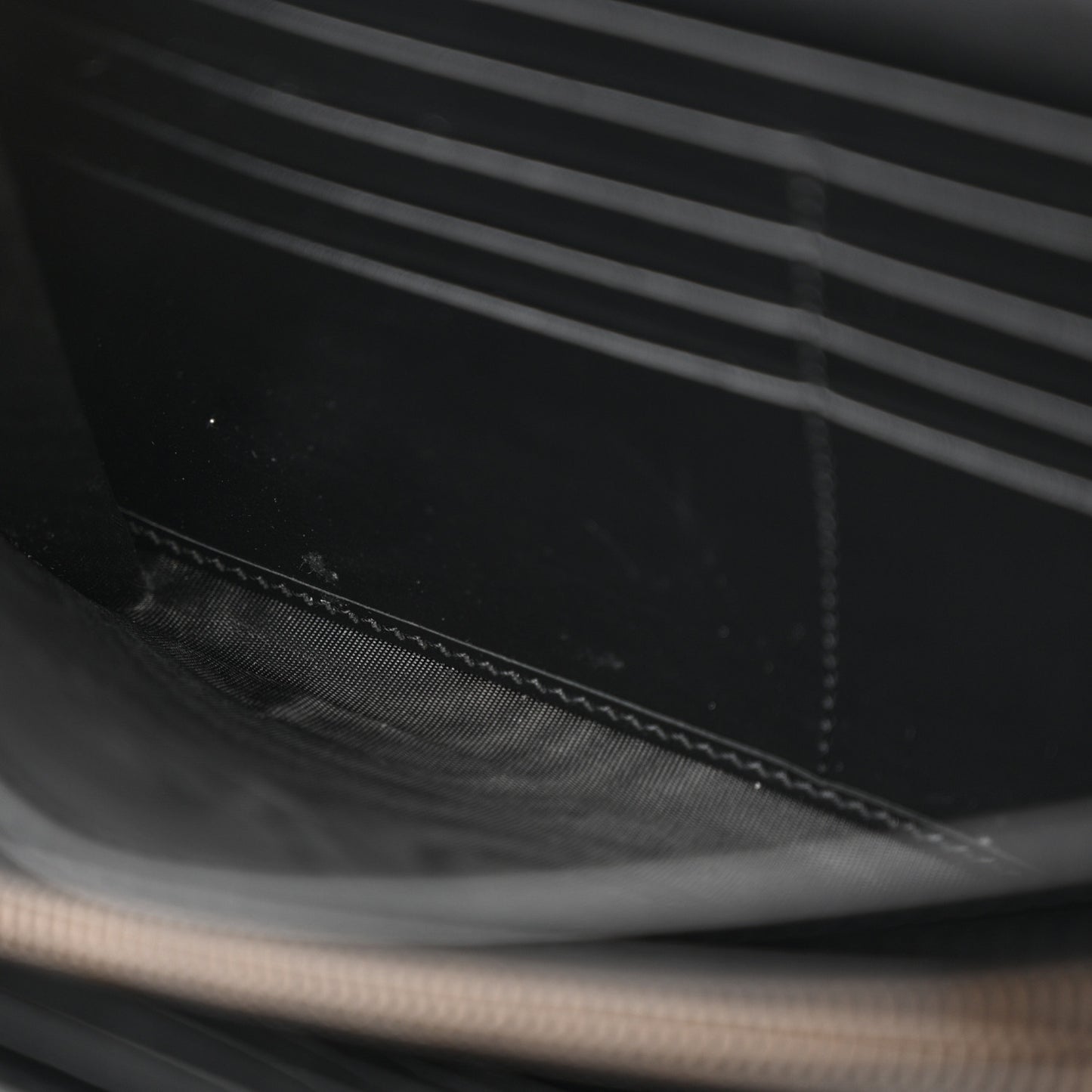 Calfskin Matelasse GG Marmont Chain Wallet Black