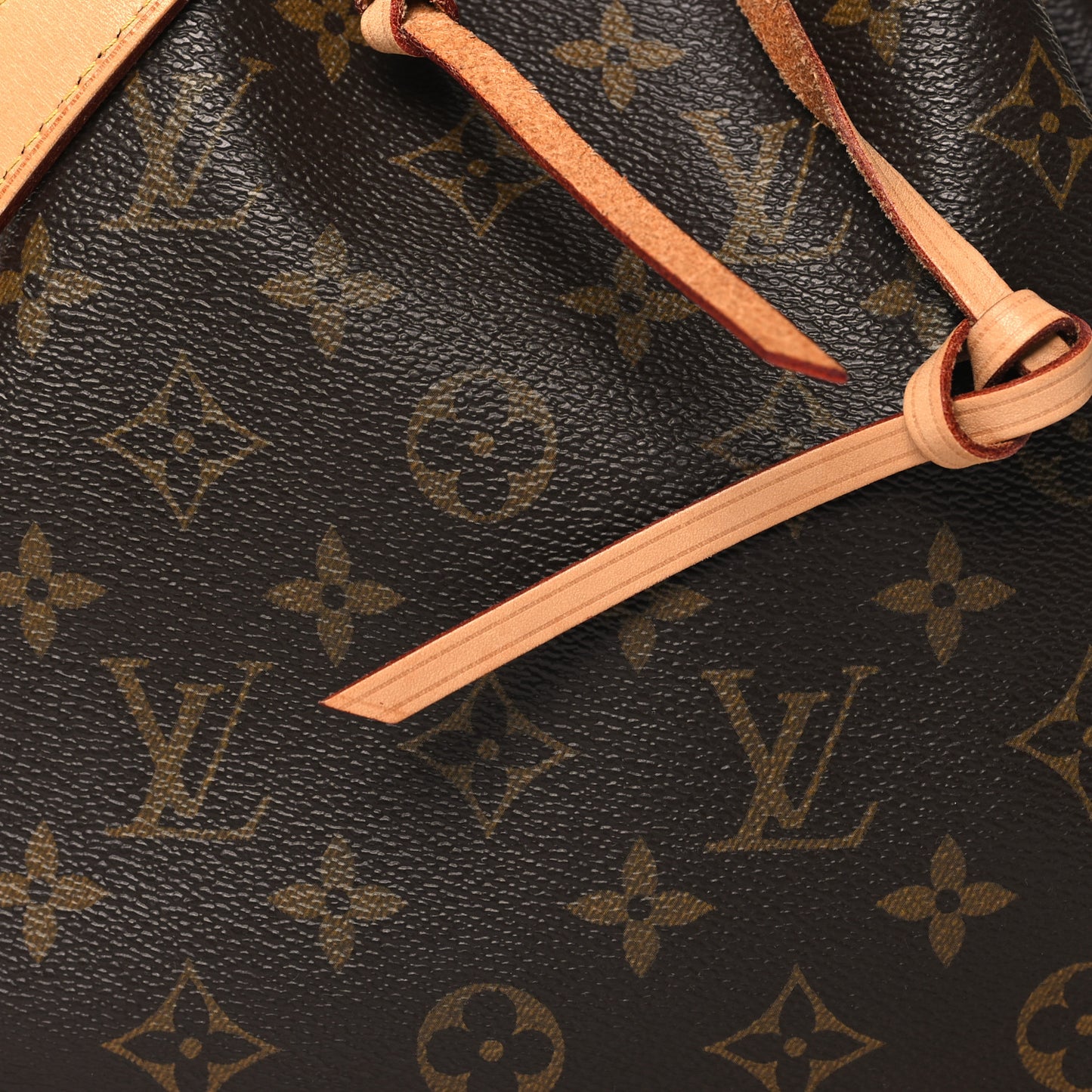 Monogram Noe BB