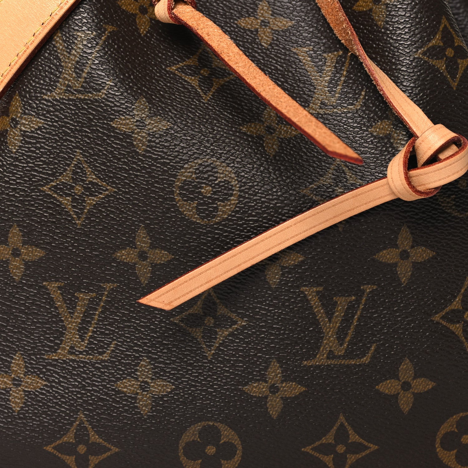 Louis Vuitton Monogram Noe BB 7 of 9