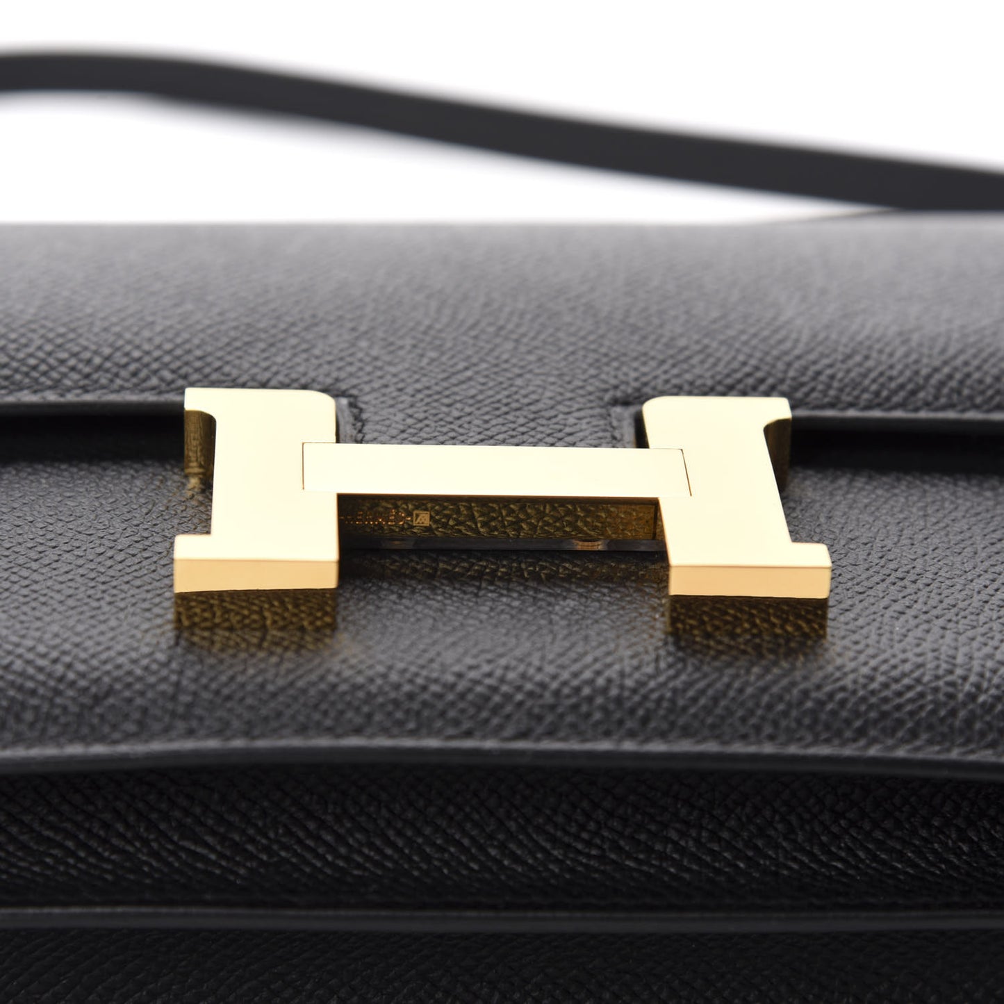 Epsom Constance 18 Black