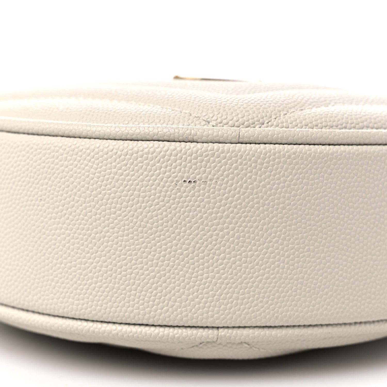 Saint Laurent Grain De Poudre Matelasse Chevron Quilted Round Vinyle Camera Bag Crema Soft 9 of 12