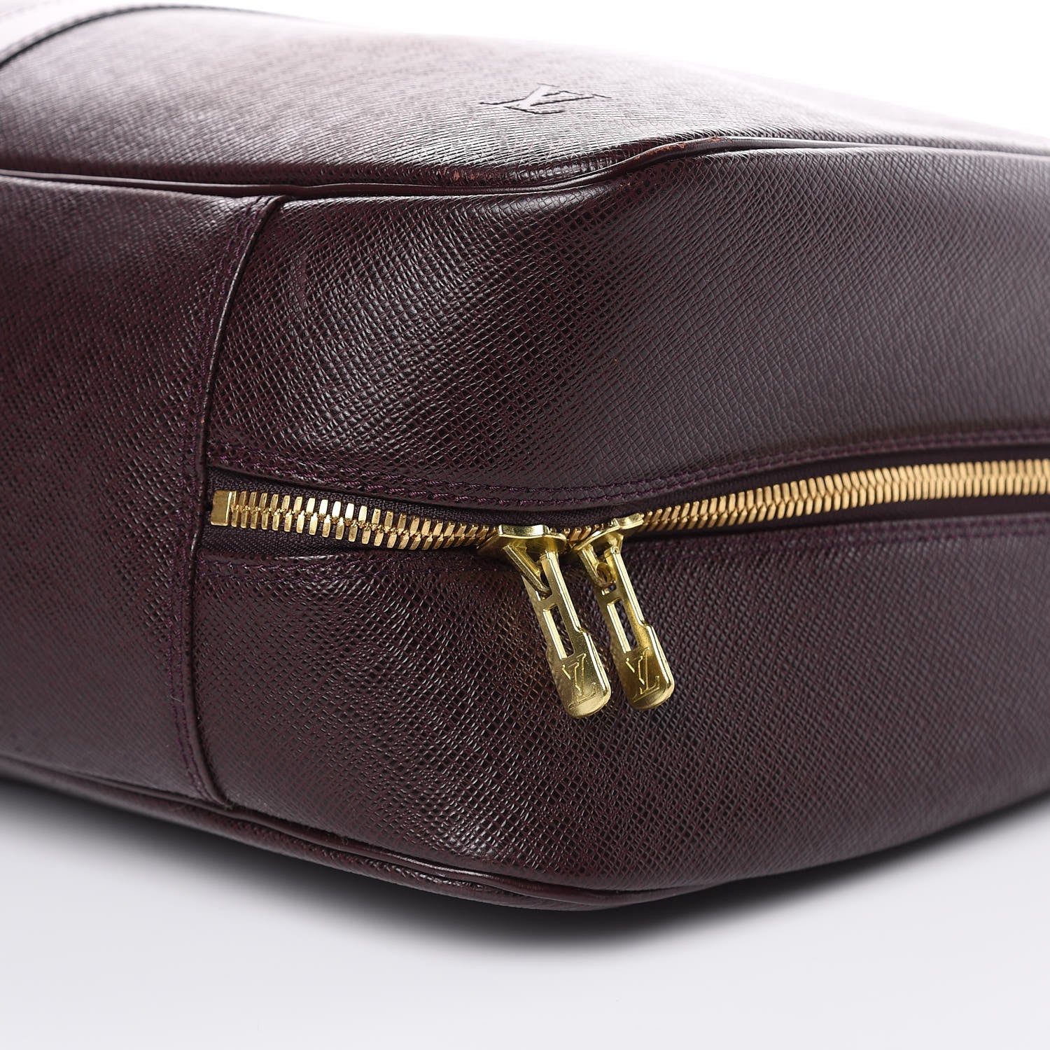 Louis Vuitton Taiga Helanga 1 Poche Acajou 10 of 14