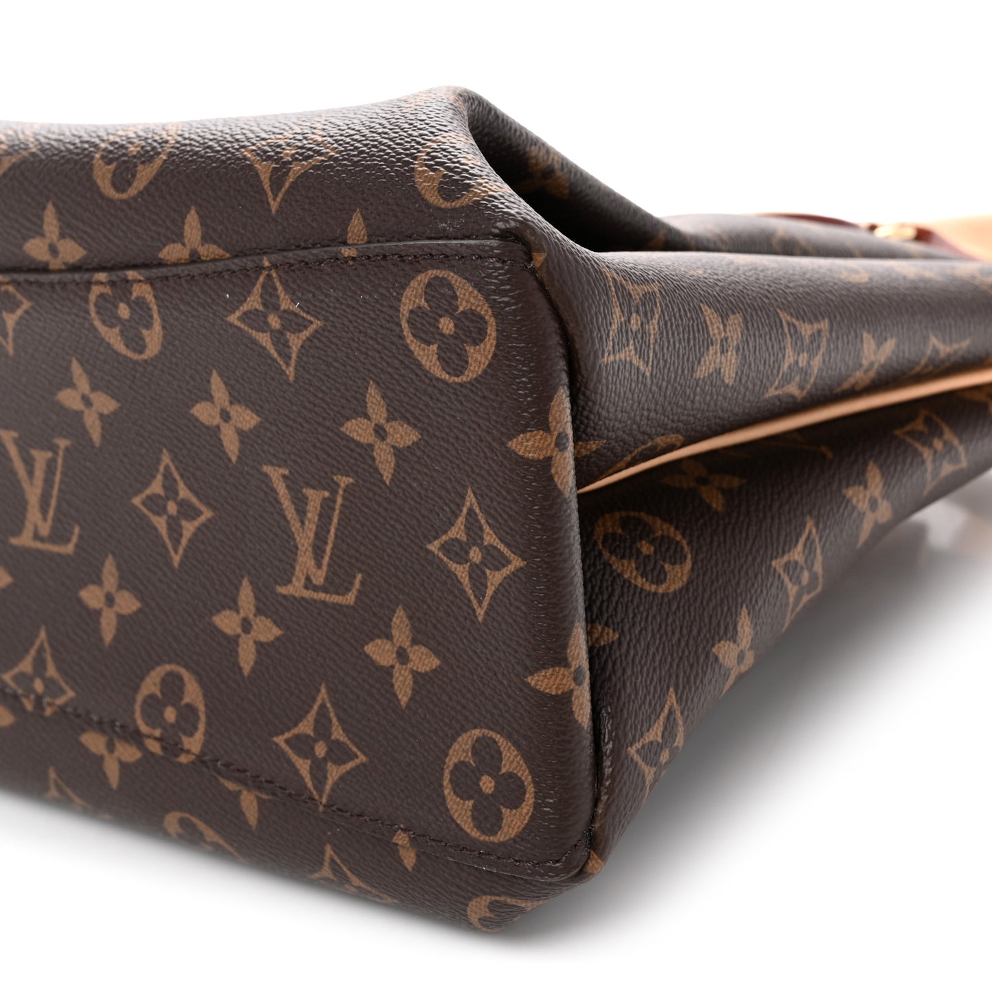 Monogram Rivoli MM