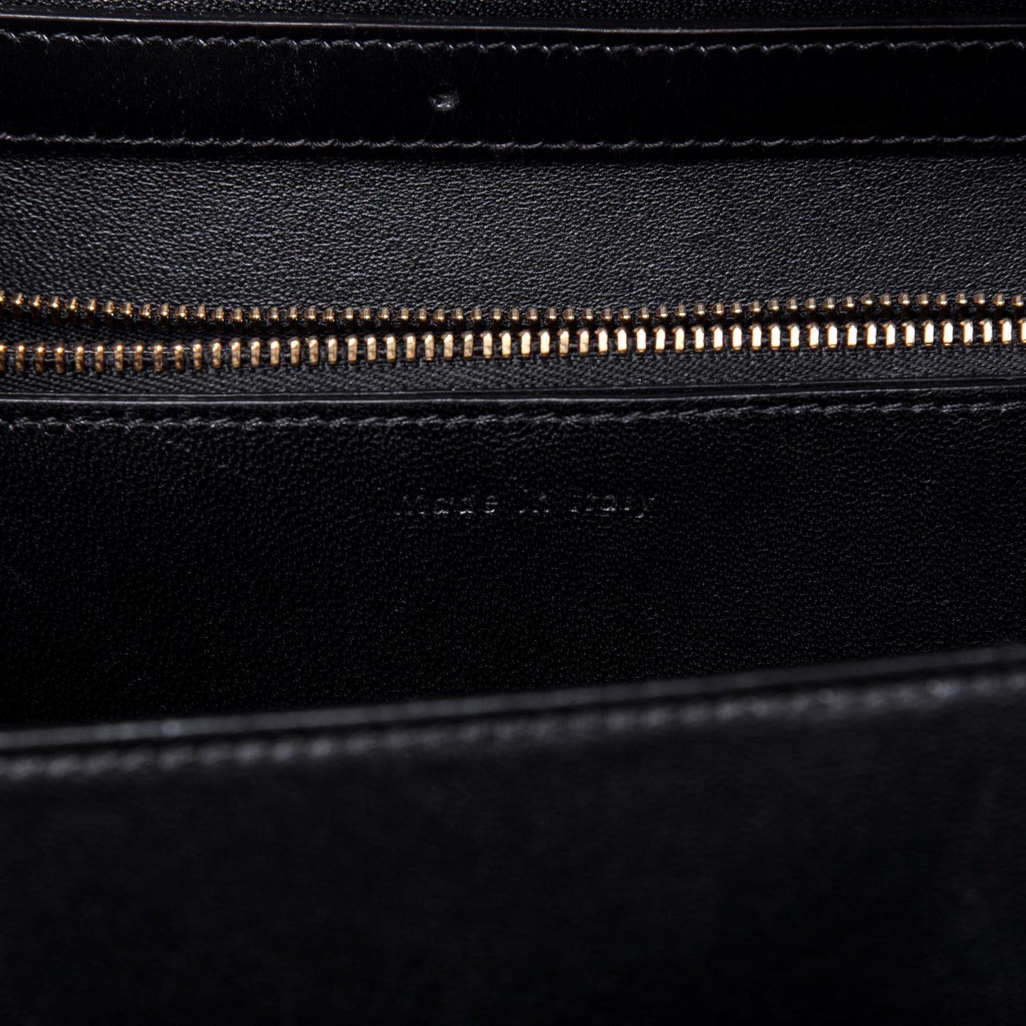 Box Calfskin Medium Classic Box Flap Bag Black