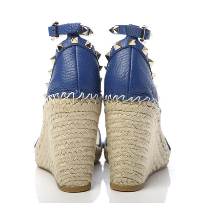Valentino Garavani Grained Calfskin Rockstud Ankle Strap Espadrille 15/105mm Wedge Sandals 39 Blu Delft Natural 6 of 9