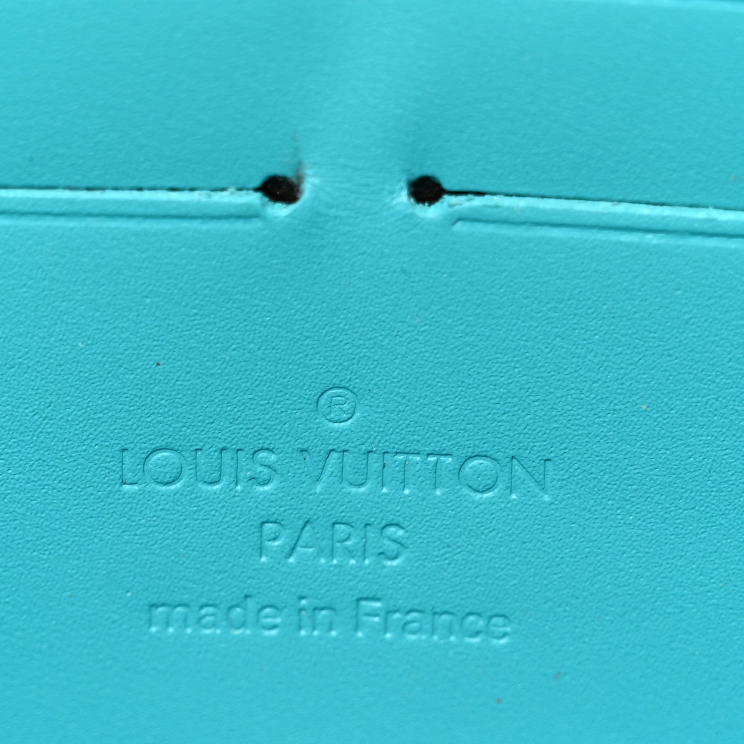 Louis Vuitton Vernis Zippy Wallet Turquoise 1812410 – FASHIONPHILE