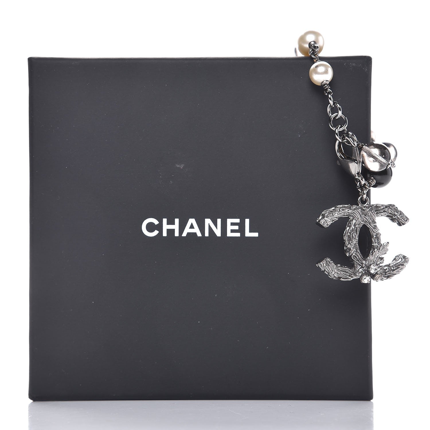 Chanel Pearl Beaded CC Bracelet Black Silver 7 of 7