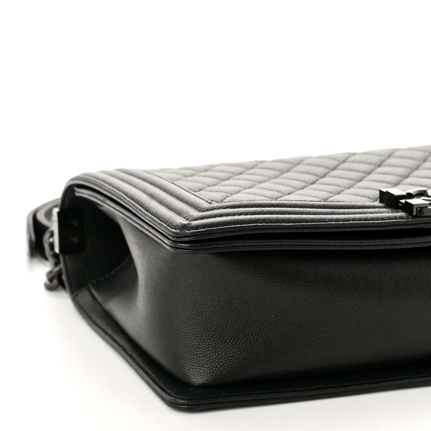 Caviar Quilted New Medium Boy Flap So Black