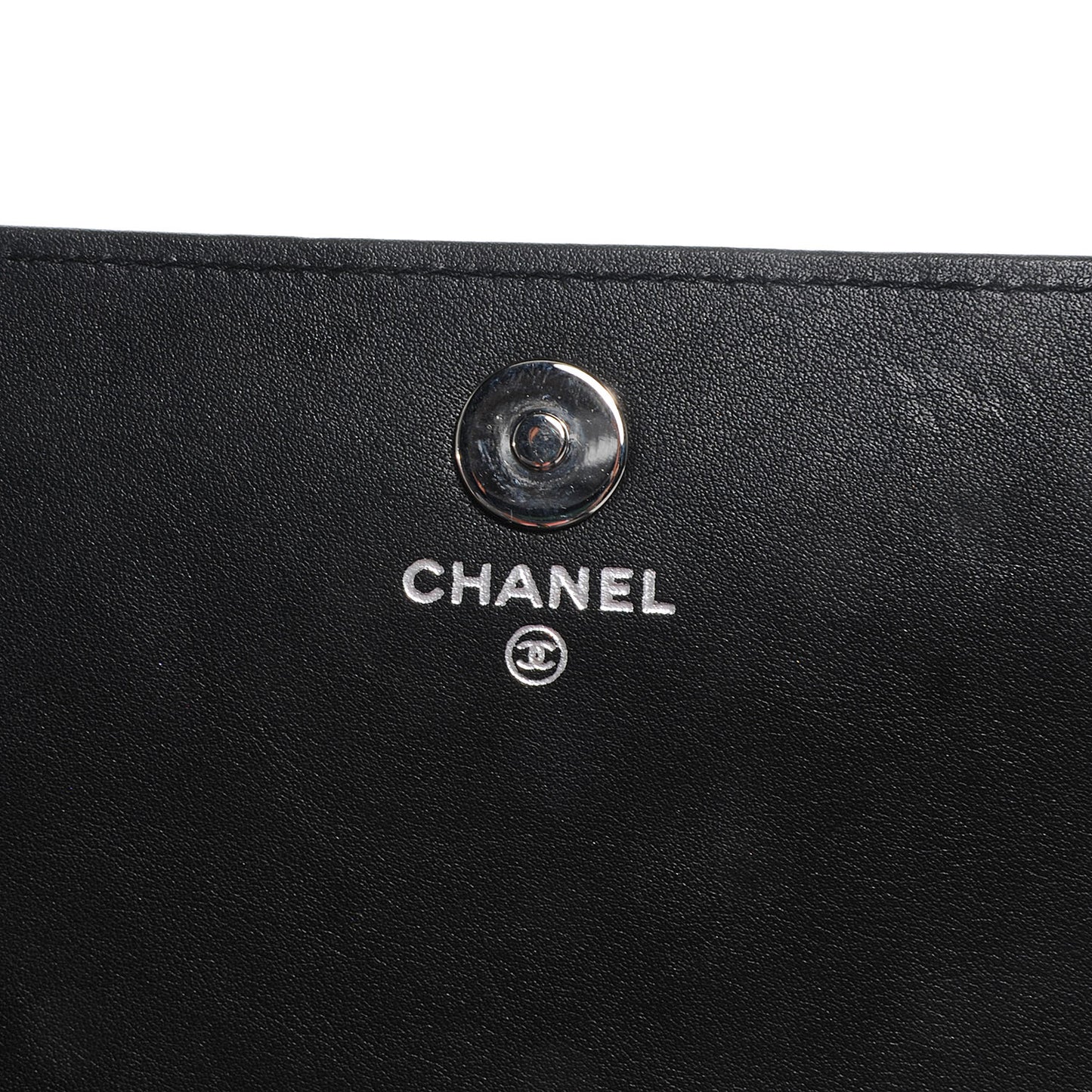 Patent Strass Wallet On Chain Black