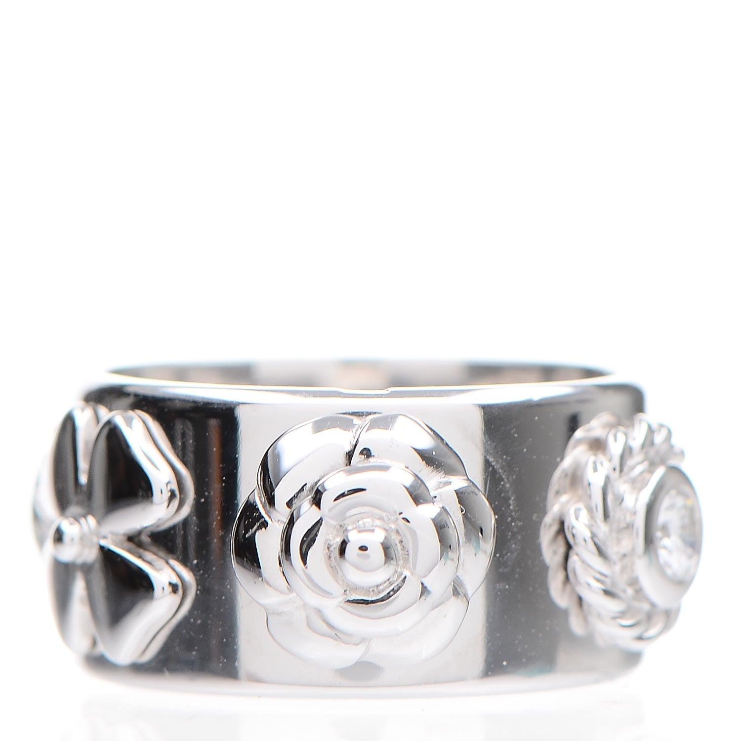 Chanel 18K White Gold Diamond Camellia Ring 48 4.5 3 of 5
