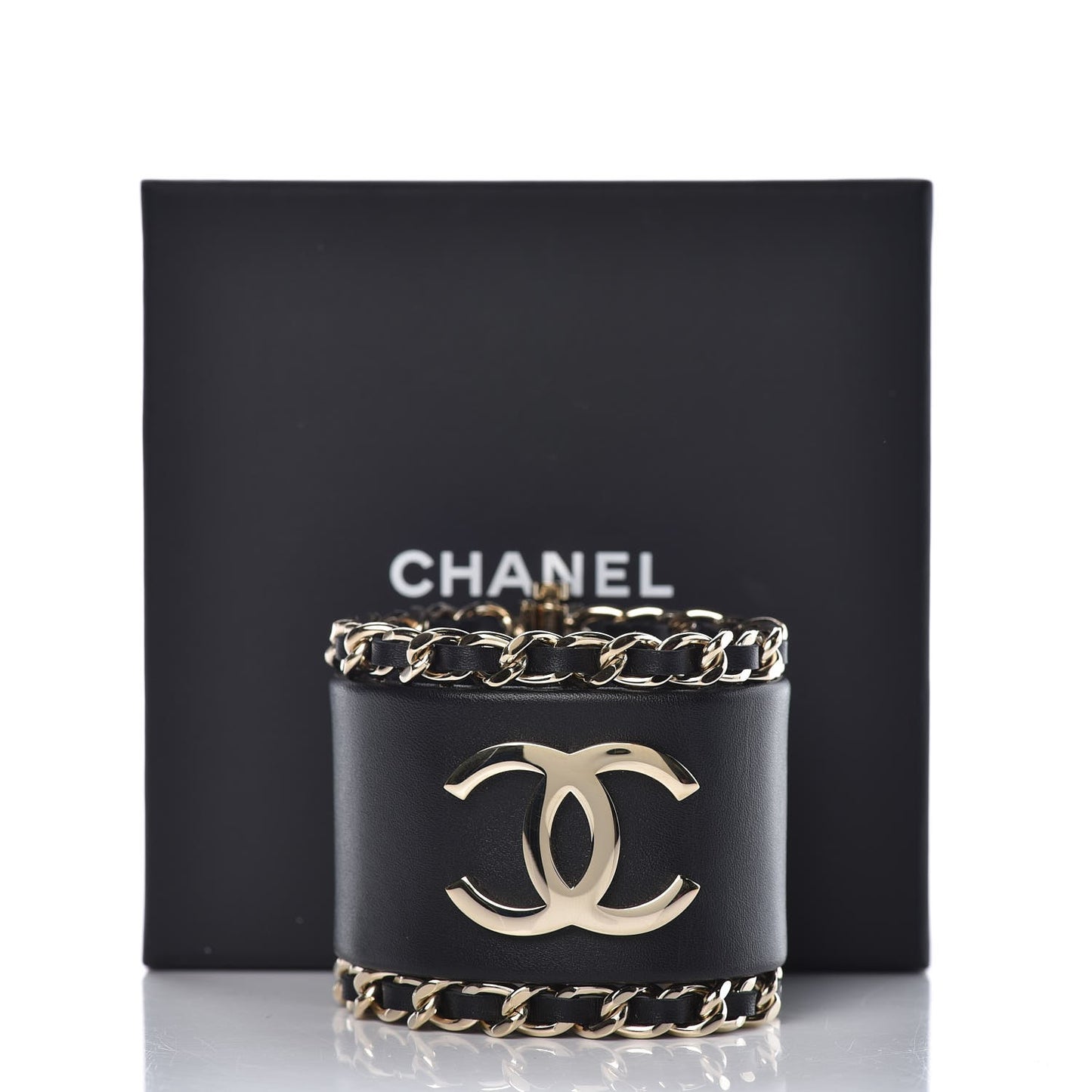 Calfskin CC Chain Bracelet M Black