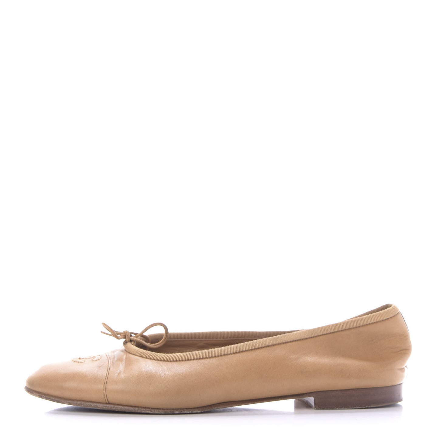 Lambskin Cap Toe CC Ballerina Flats 40 Beige