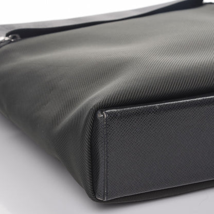 Louis Vuitton Taiga Sayan Epicea 8 of 8